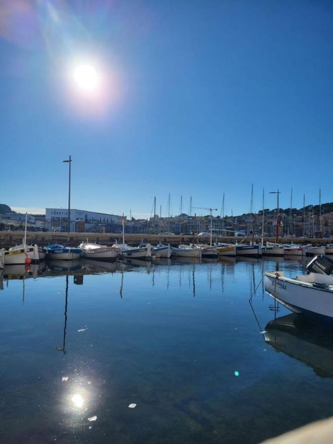 Chez Melanie Et Rodolphe Apartman La Ciotat Kültér fotó